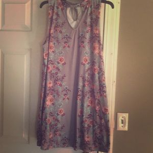 Sleeveless floral dress size XL